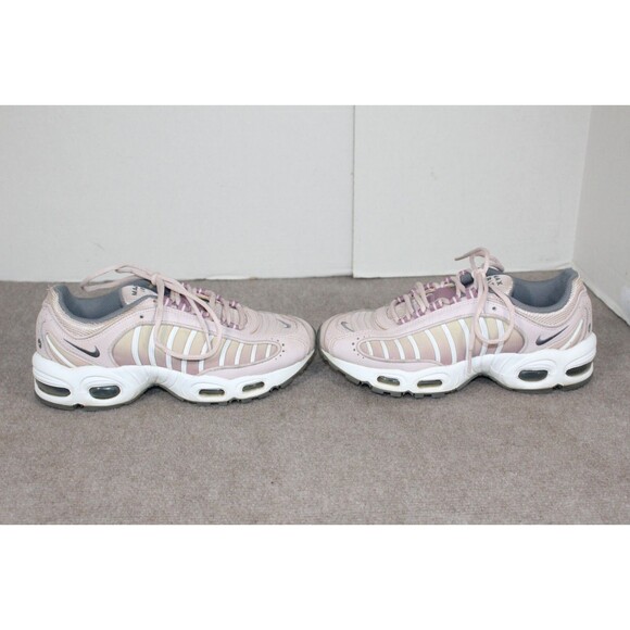 NIKE Women Max Tailwind IV Barely Rose Grey Size CK2600-600 Size 8 - Picture 5 of 16